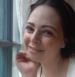 Meet your Posher, Lori